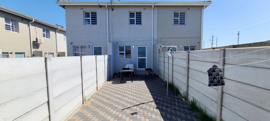 2 Bedroom Property for Sale in Bardale Village Western Cape